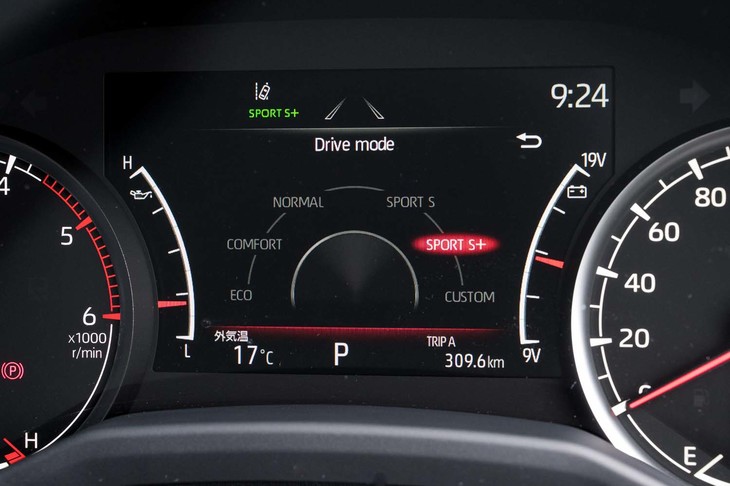 オンロード用のドライブモードは写真の6種類。「コンフォート」「スポーツS＋」は「AVS」付きの上位グレードのみに設定される。