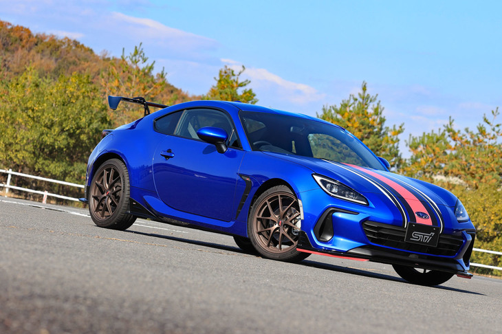 スバルBRZ S STIパフォーマンスパーツ装着車