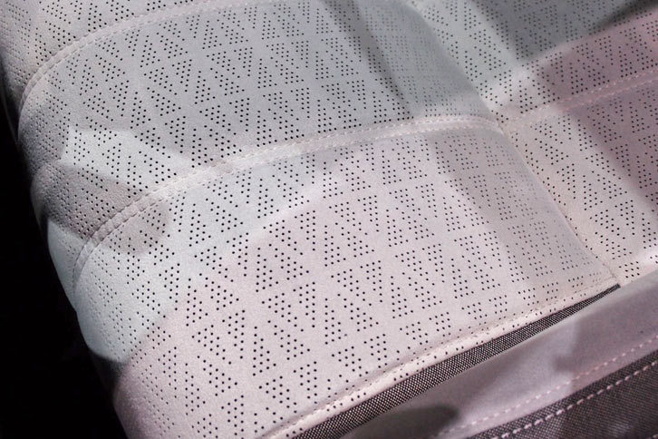 ランドローバー・レンジローバー ヴェラール