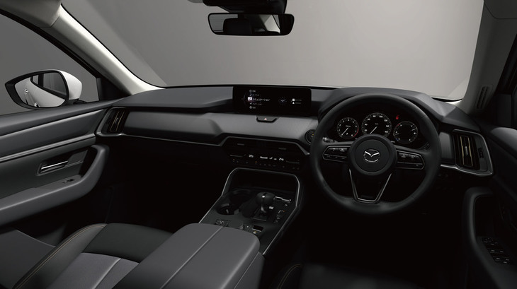 「PHEV Sパッケージ」のインテリア。シート表皮はファブリックで、インパネは樹脂で仕立てられる。