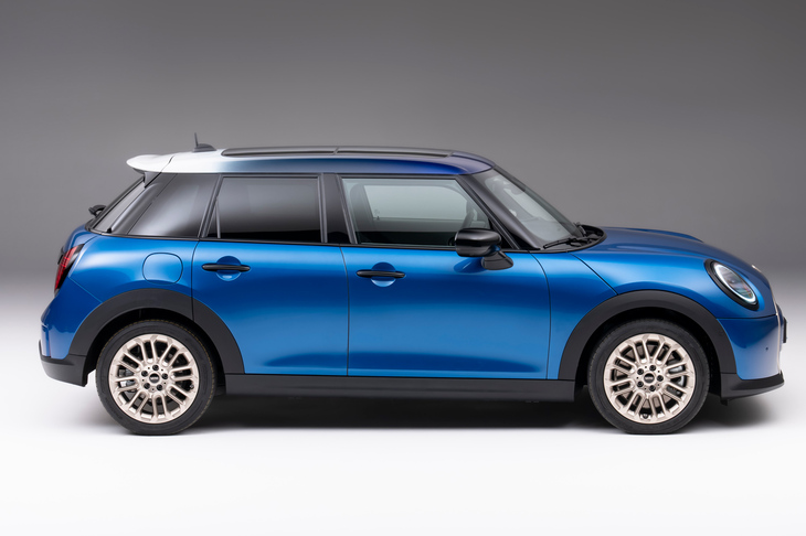 MINIクーパーS 5ドア（サイド）