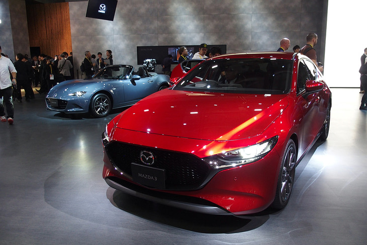 マツダブースの様子。