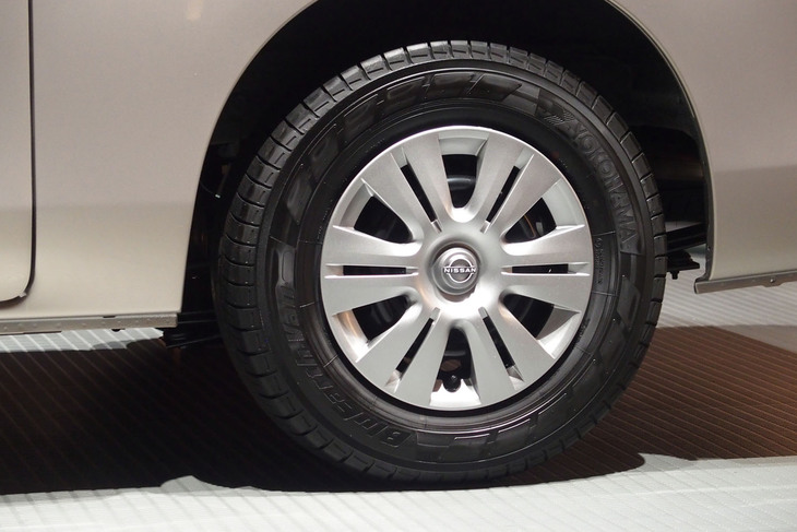 キャラバン50thアニバーサリー（リアホイール）