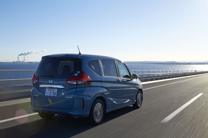 今回は高速道路を主体とした約220kmを走行。「フリード ハイブリッド」は満タン法で19.0km/リッターの燃費を記録した。