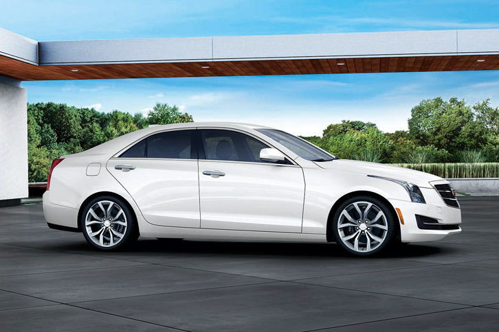 「キャデラックATSセダン ホワイトエディション」