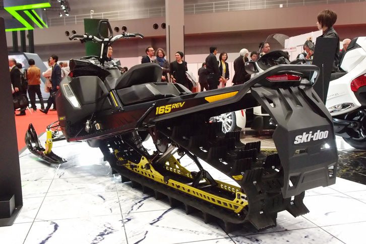 Ski-DooサミットX165