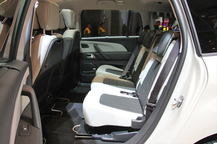 シトロエンC4ピカソ（インテリア）