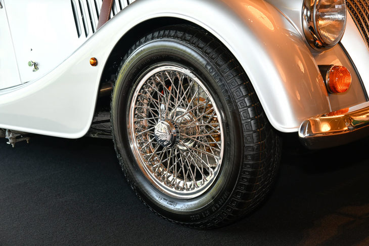 モーガン4/4（タイヤ＆ホイール）