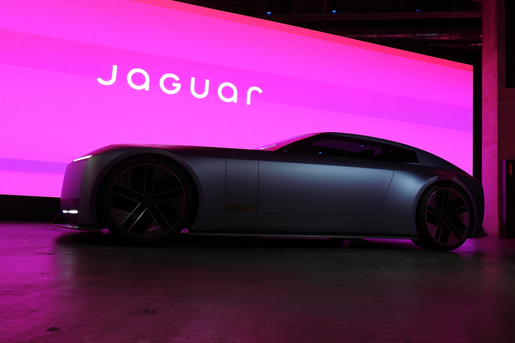 ジャガー・タイプ00