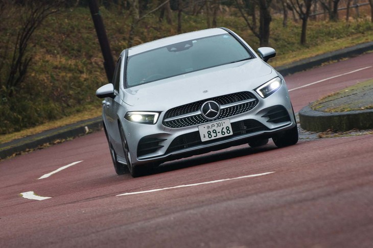 メルセデス・ベンツA180スタイル