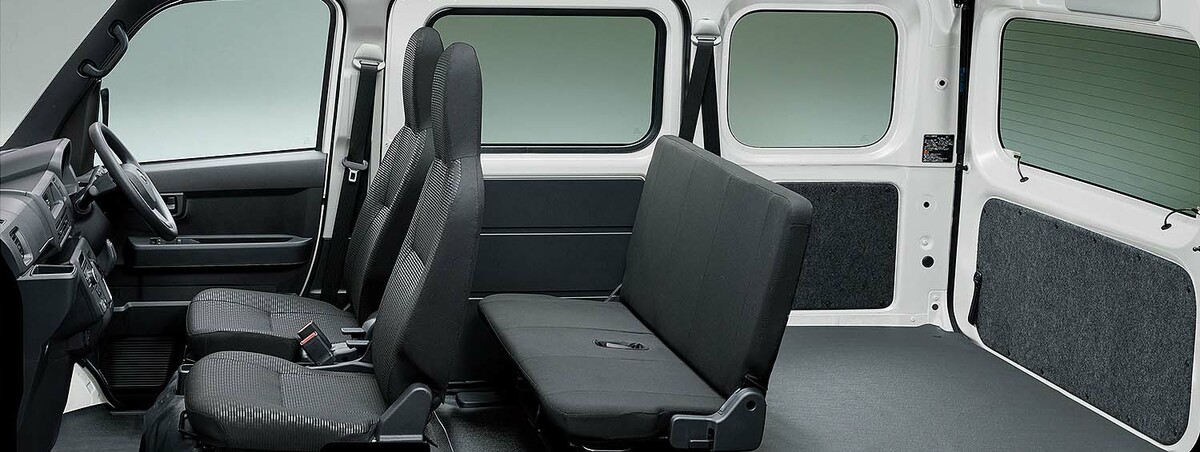 トヨタが軽商用車「ピクシス バン」のBEVバージョンを発売 【ニュース