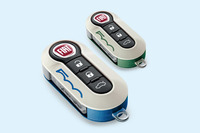 青空をイメージした限定車「フィアット500チエーロブル」発売の画像