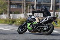 省燃費性はもちろんのこと、バイクを操る喜び、複雑なメカを操作する満足感が印象的だった「Z7ハイブリッド」。電動化の時代にあってもバイクの魅力をあきらめないという、カワサキの本気がうかがえるマシンに仕上がっていた。