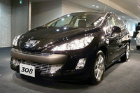 プジョー308に6段AT搭載、値下げも実施