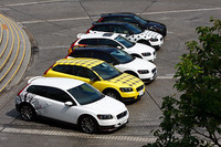 今回特別に用意されたグラフィックカーは6台。膨大な組み合わせの中から日本人が好みそうな6パターンを選んだという。