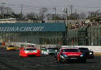 スーパーGTデモラン。