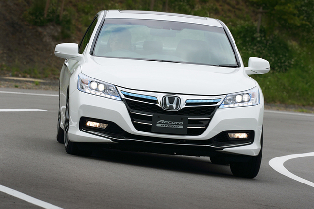 ホンダ・アコード ハイブリッド【開発者インタビュー】 移動を楽しむ