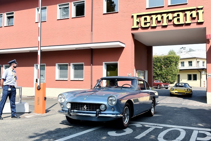 フェラーリ250GT 2+2（1960）