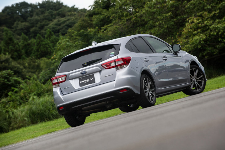 スバル・インプレッサスポーツ2.0i-L EyeSight