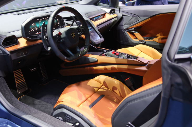 ランボルギーニ・テメラリオ（インテリア）