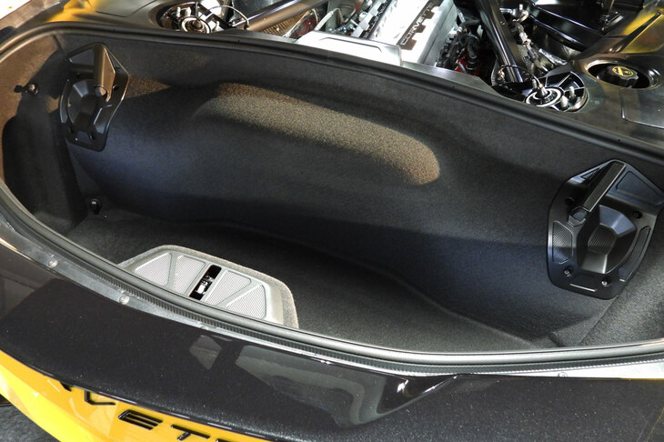 シボレー・コルベット イエロージャケットエディション（トランクルーム）