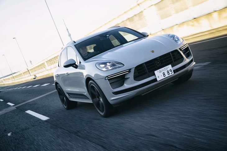 ポルシェ・マカン ターボ