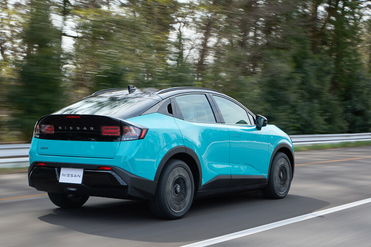 やや気になったのが、このデザインからメインとなるターゲット層や、使用シーンを想起しにくかったこと。技術オリエンテッドなのは悪いことではないが、かつてマーケティング軽視でつまずいたこともある日産だけに、ちょっと心配ではある……。