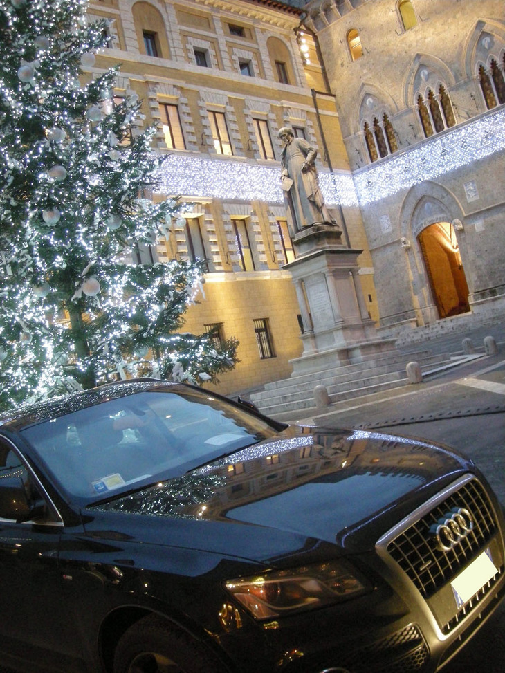 「アウディ」はフランスで「ローディー（l’Audi）」。