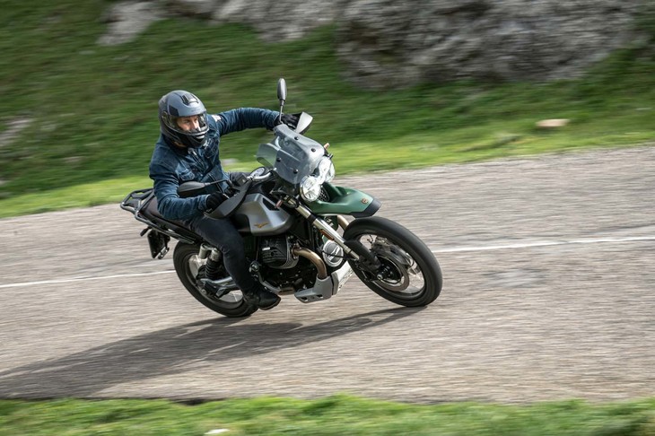 モト・グッツィV85 TT 100周年記念スペシャルエディション