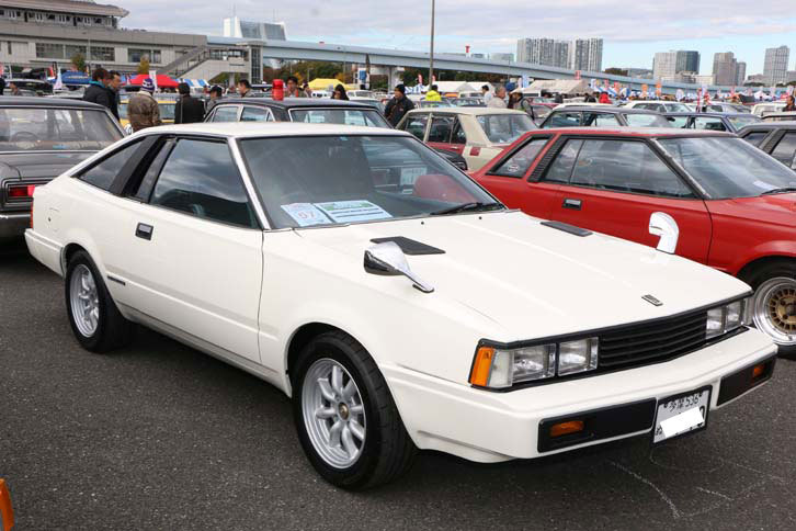 こちらは「日産シルビア」の姉妹モデル、「日産ガゼール」の3ドアファストバック。ガゼールが設定されたのはこのモデルからとなる。ボディータイプの構成はシルビアと同じで、どちらも2ドアハードトップと3ドアファストバックが存在した。