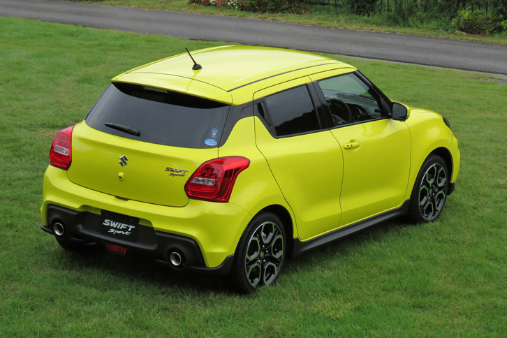 「スイフト」の高性能モデルとして2005年に登場した「スイフトスポーツ」。新型は4代目のモデルにあたる。