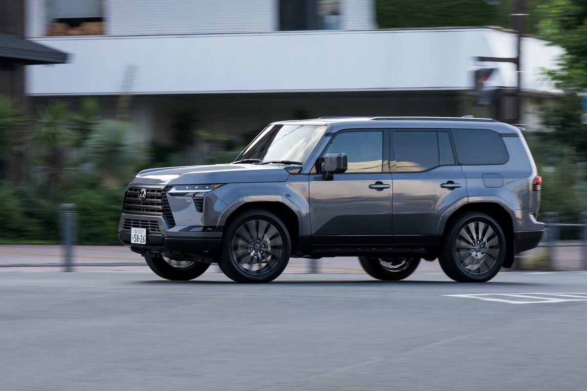 レクサスGX550“バージョンL”（4WD/10AT）【試乗記】 兄弟きっての