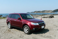 実家のアシとして活躍中の「スバル・フォレスター」。実燃費がよろしくないのは、通勤にお買い物にと、デイリーユースでガシガシ使われているためだ。