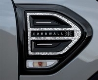 サーフィンをコンセプトに開発された「MINIクロスオーバー」発売の画像