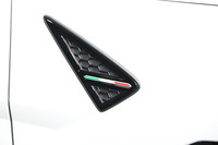 ランボルギーニ、高性能SUVの「ウルス」を日本初公開の画像