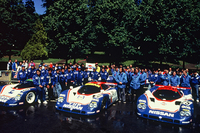 日産は、1989年から1999年にかけて断続的にルマンに挑戦。日本や北米の耐久レースでは強さを見せていたものの、ついにルマンでの優勝は果たせなかった。
    