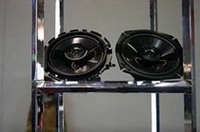 オーディアのトレードインスピーカーは16cm＆17cmの2サイズを用意。価格は、9980円（16cm）と1万980円。