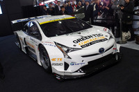 新型「トヨタ・プリウス」をベースとするGT300クラス参戦車両の「プリウスGT」。