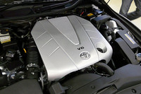先代の3リッターに代わる3.5リッターV6エンジン。