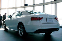 11年ぶりの4シータークーペ「アウディA5」デビューの画像