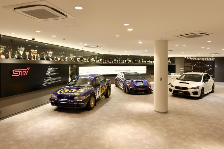 リニューアル後のSTIギャラリー内観。