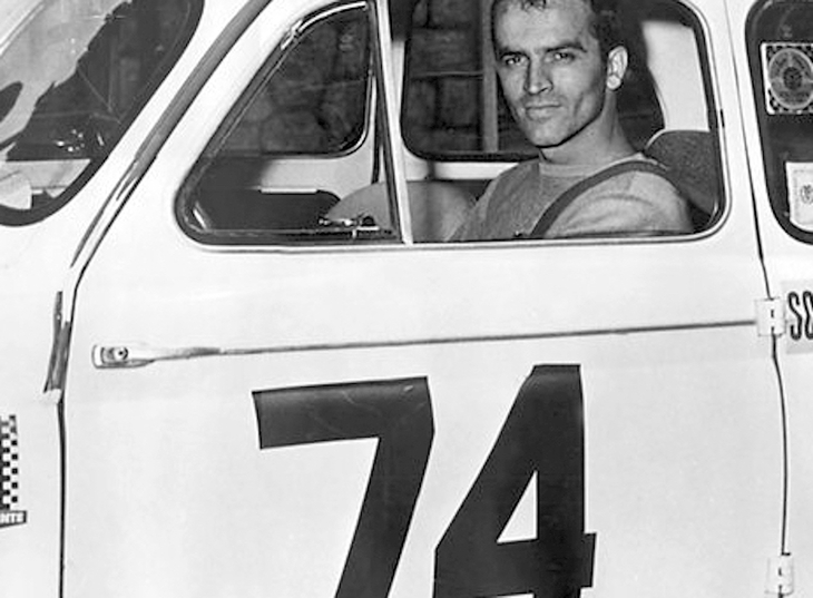 若き日の父ブルーノさん。毎週末のように自分でチューンしたフィアットの「600」や「500」を駆ってヒルクライムなどに参戦していた。（photo：Buferauto）