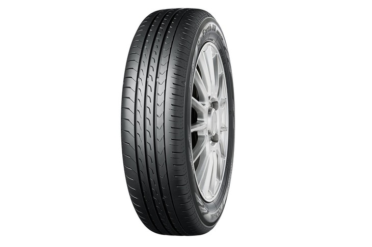 ブルーアースRV RV03CK