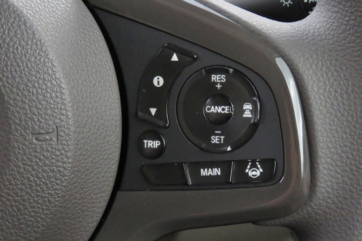 ホンダN-BOX G・EX Honda SENSING（ステアリングホイール）