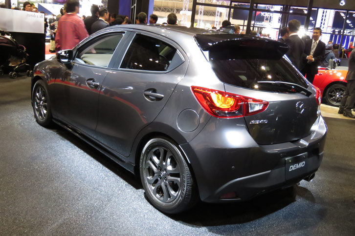 マツダ・デミオ カスタムスタイル2017