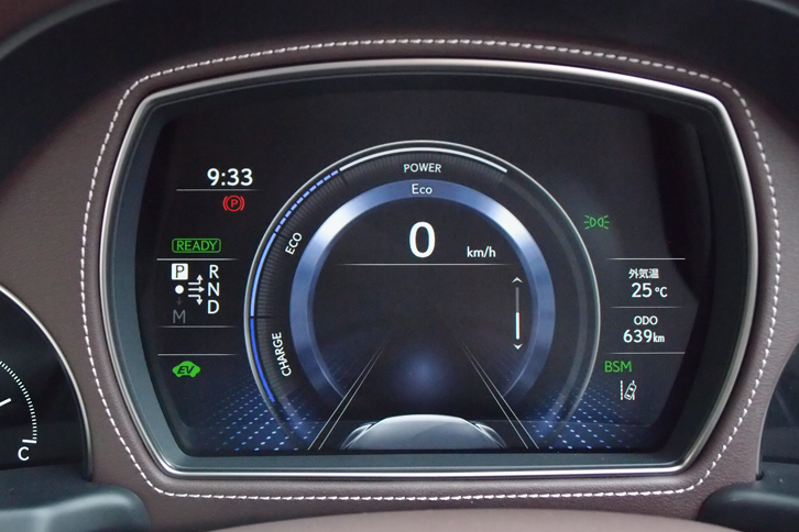 LS500h“バージョンL”（メーターパネル）