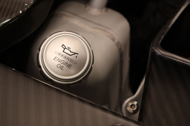 パガーニ・ウトピア ロードスター（オイルフィラーキャップ）