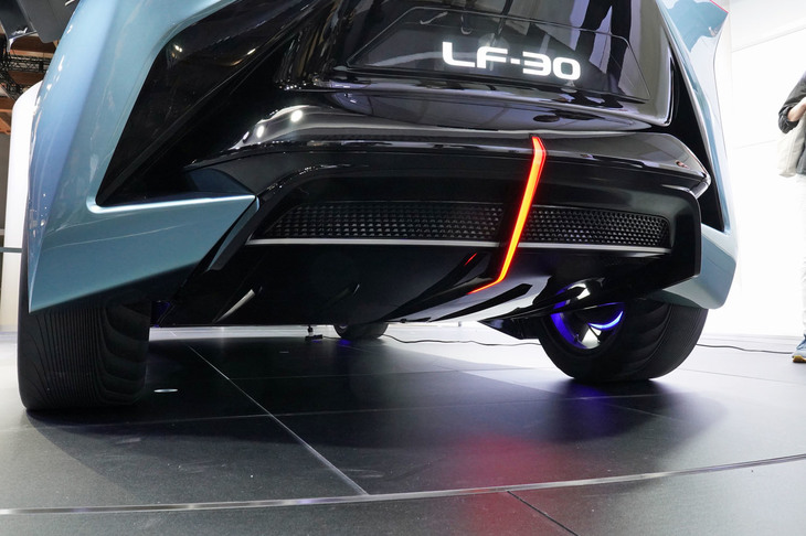 レクサスLF-30エレクトリファイド