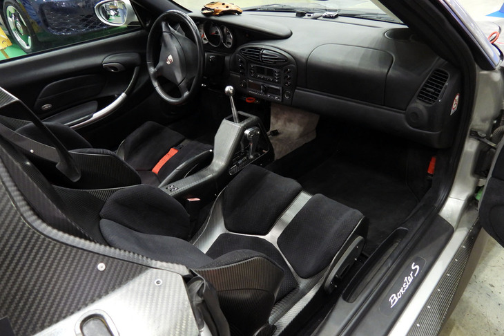 ポルシェ・ボクスターB-011／PORCO ROSSO（カーボンパラダイス）