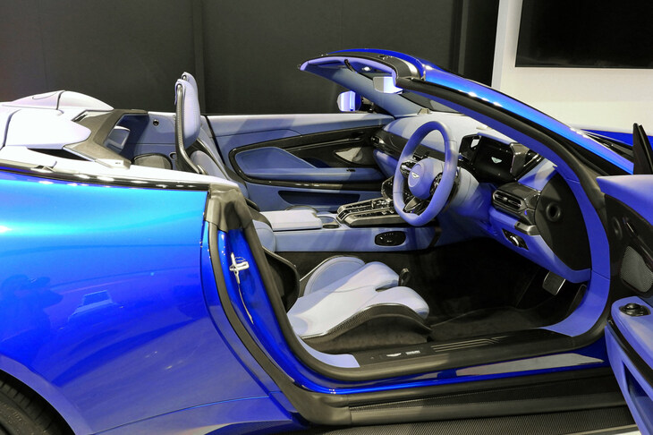 アストンマーティン・ヴァンキッシュ ヴォランテ（インテリア）